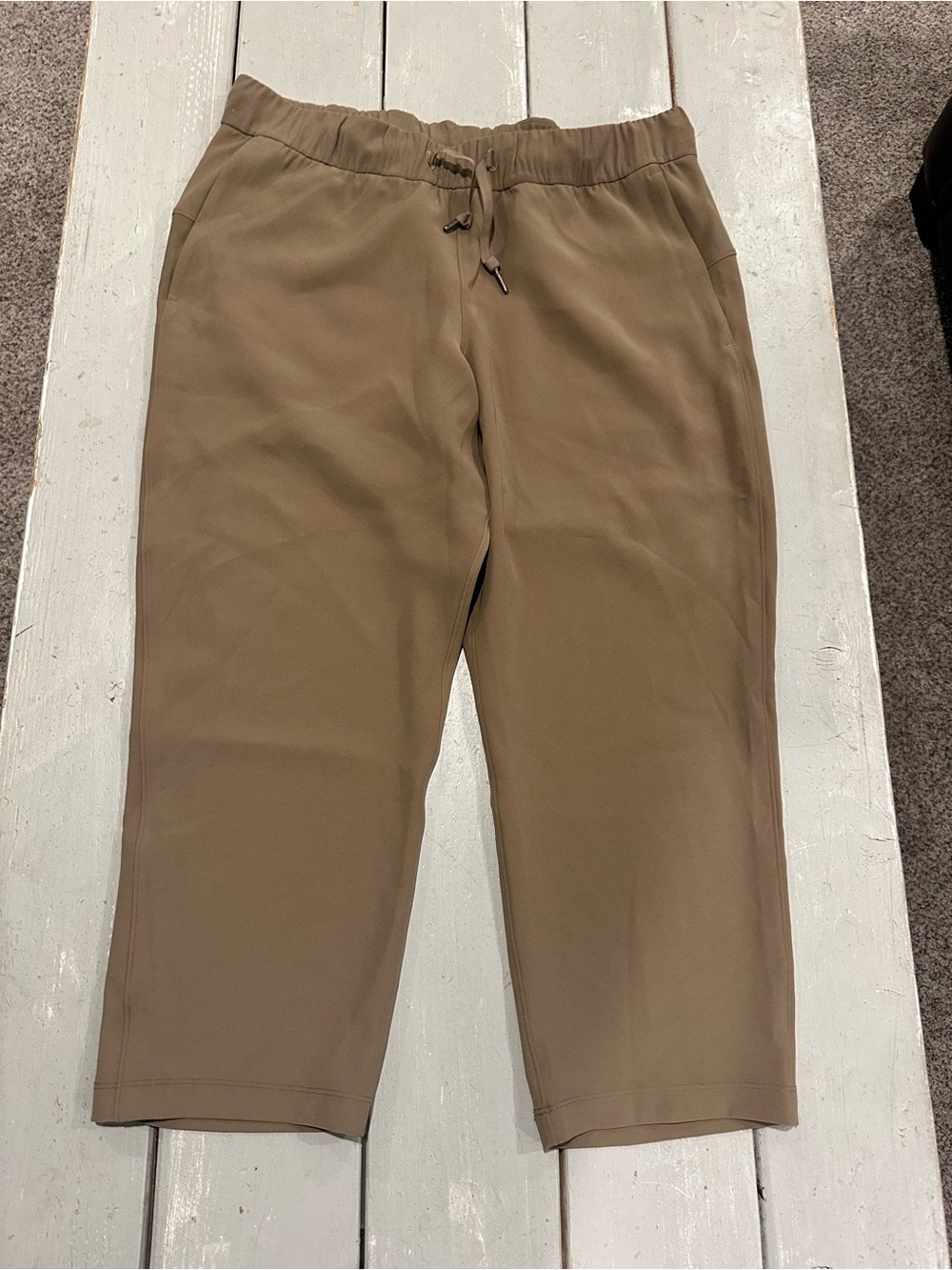 Lululemon On The Fly Crop Woven Pants Frontier Brown/tan 23" Size 12 NWOT!